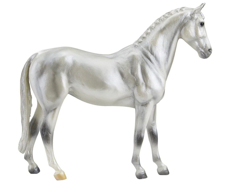 Breyer Freedom Series | Pearly Grey Trakner